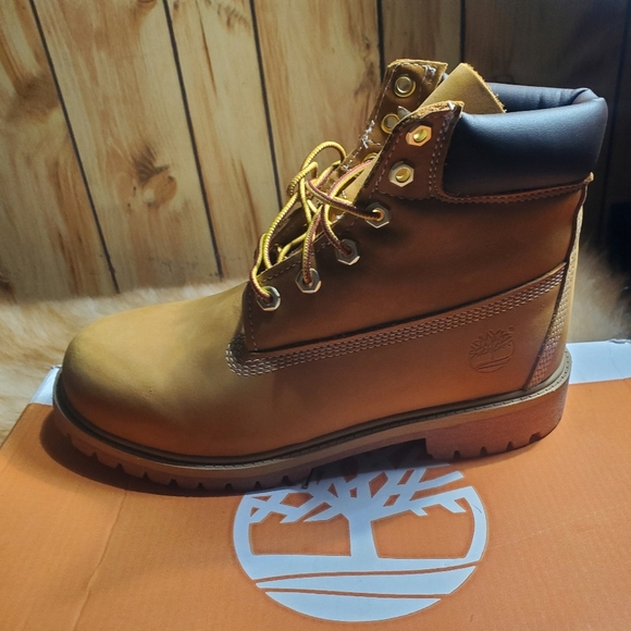 Timberland Waterproof Premium Boots 6” Wheat Nubuck Men Sz 6 Junior New in Box - Picture 14 of 15